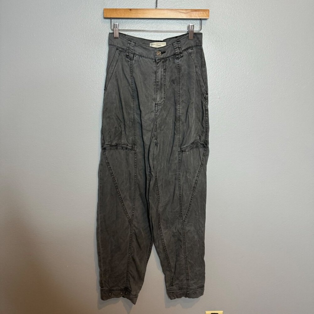 URBAN OUTFITTERS dark gray lyocell utility balloon jogger style pants size 0